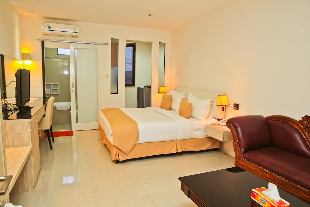 Kyo Serviced Apartment Jakarta Cilandak  Kültér fotó