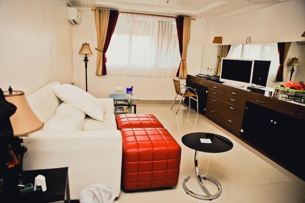 Kyo Serviced Apartment Jakarta Cilandak  Kültér fotó