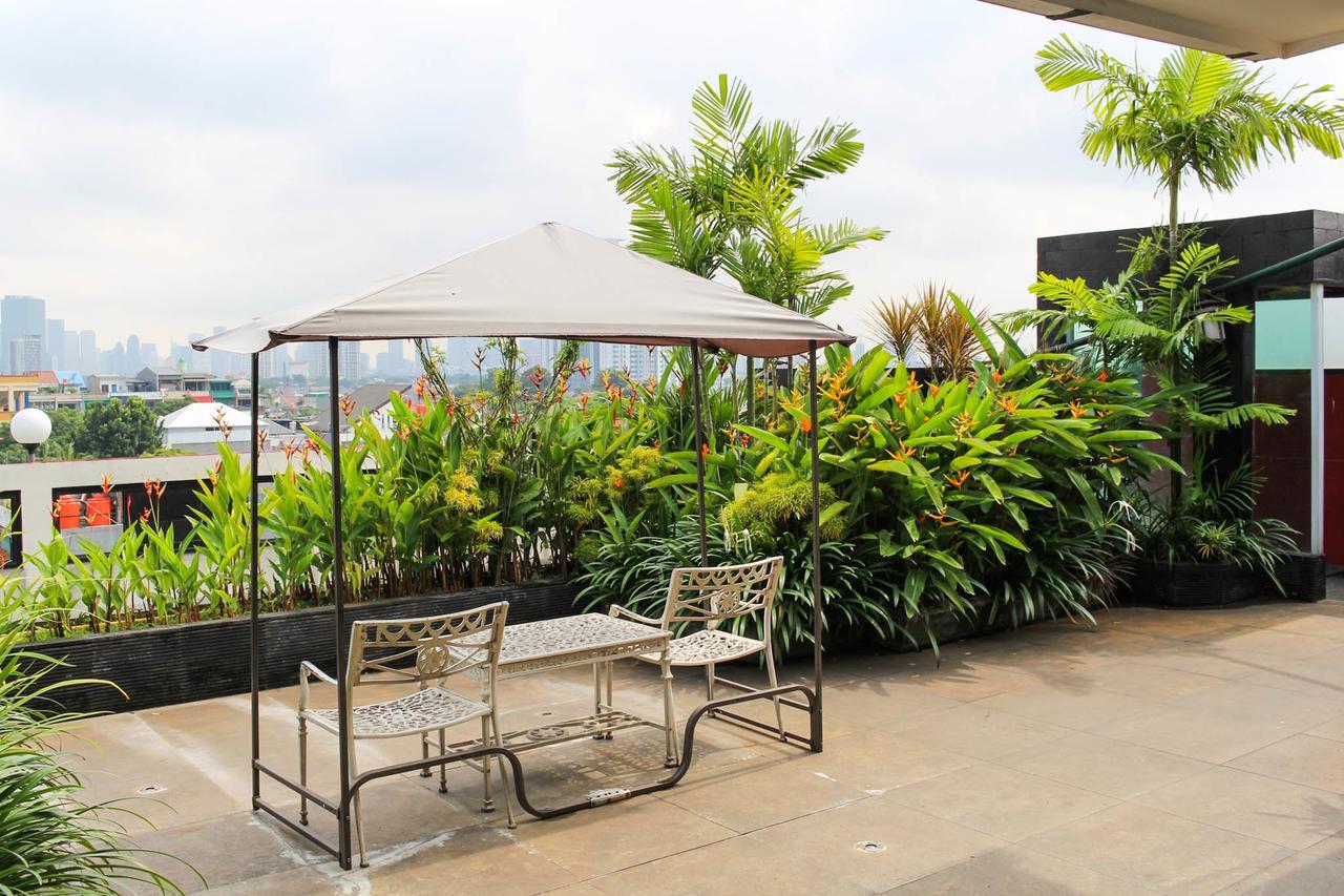 Kyo Serviced Apartment Jakarta Cilandak  Kültér fotó