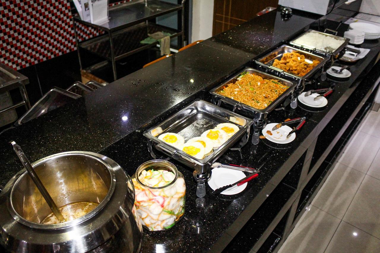 Kyo Serviced Apartment Jakarta Cilandak  Kültér fotó