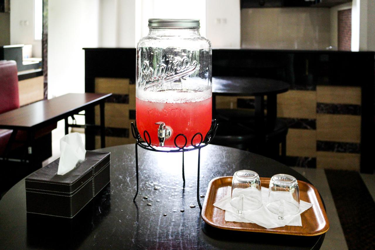 Kyo Serviced Apartment Jakarta Cilandak  Kültér fotó