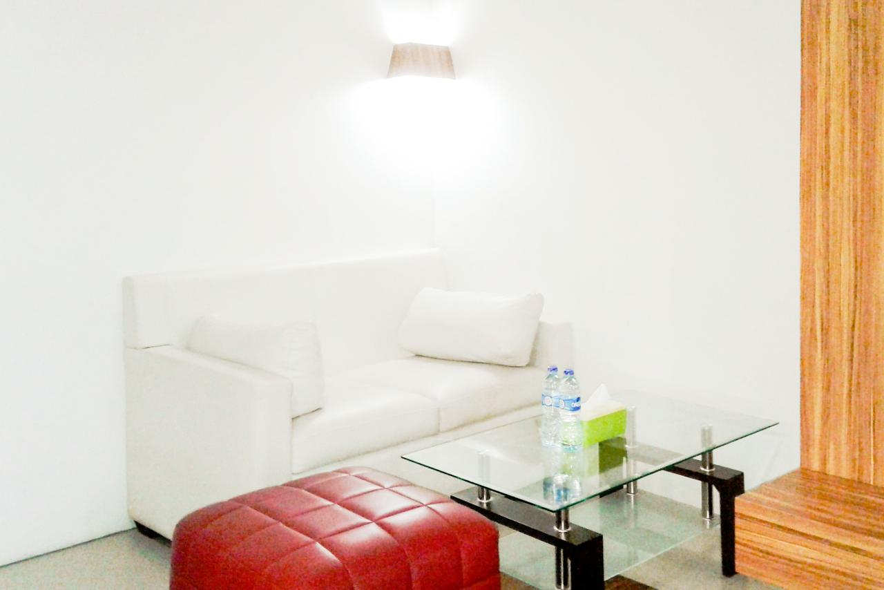 Kyo Serviced Apartment Jakarta Cilandak  Kültér fotó